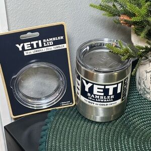 YETI Rambler 10 oz Lowball with extra Lid